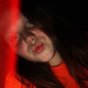 Meet your Posher, Ella